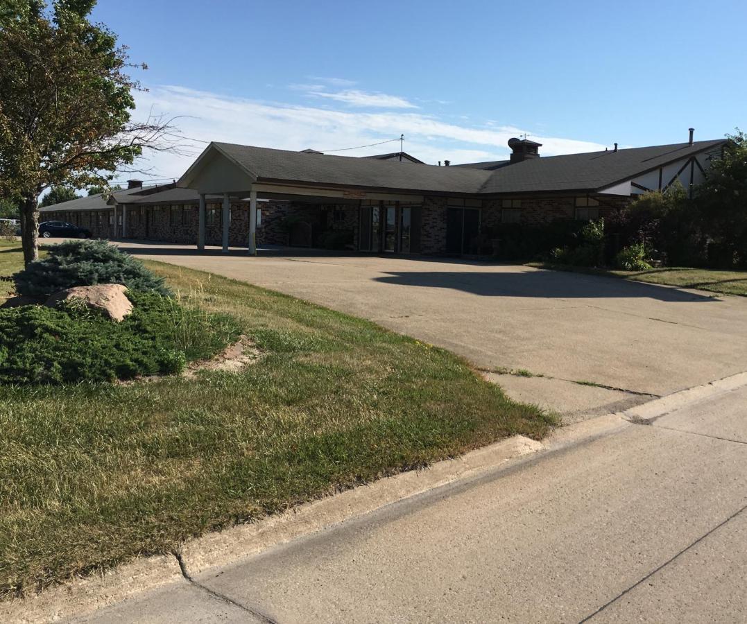 Relax Inn - Osceola Ia Exterior photo